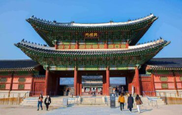 Gwanghwamun Gate Seoul South Korea | Dintravel® Gwanghwamun Gate Seoul South Korea